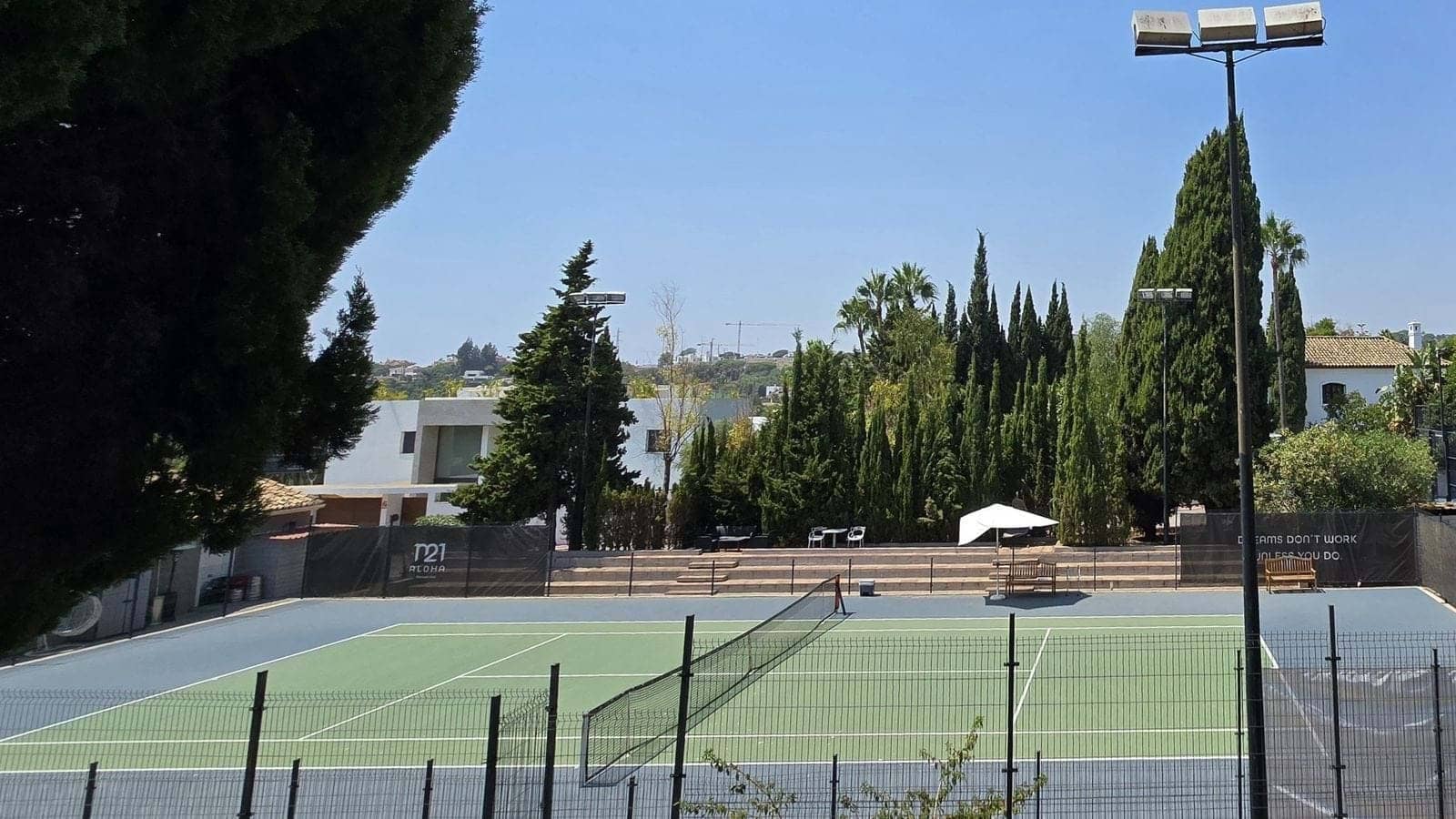 2 bedroom Apartment for sale in Marbella with pool garage - € 349,000 (Ref: 9209351)