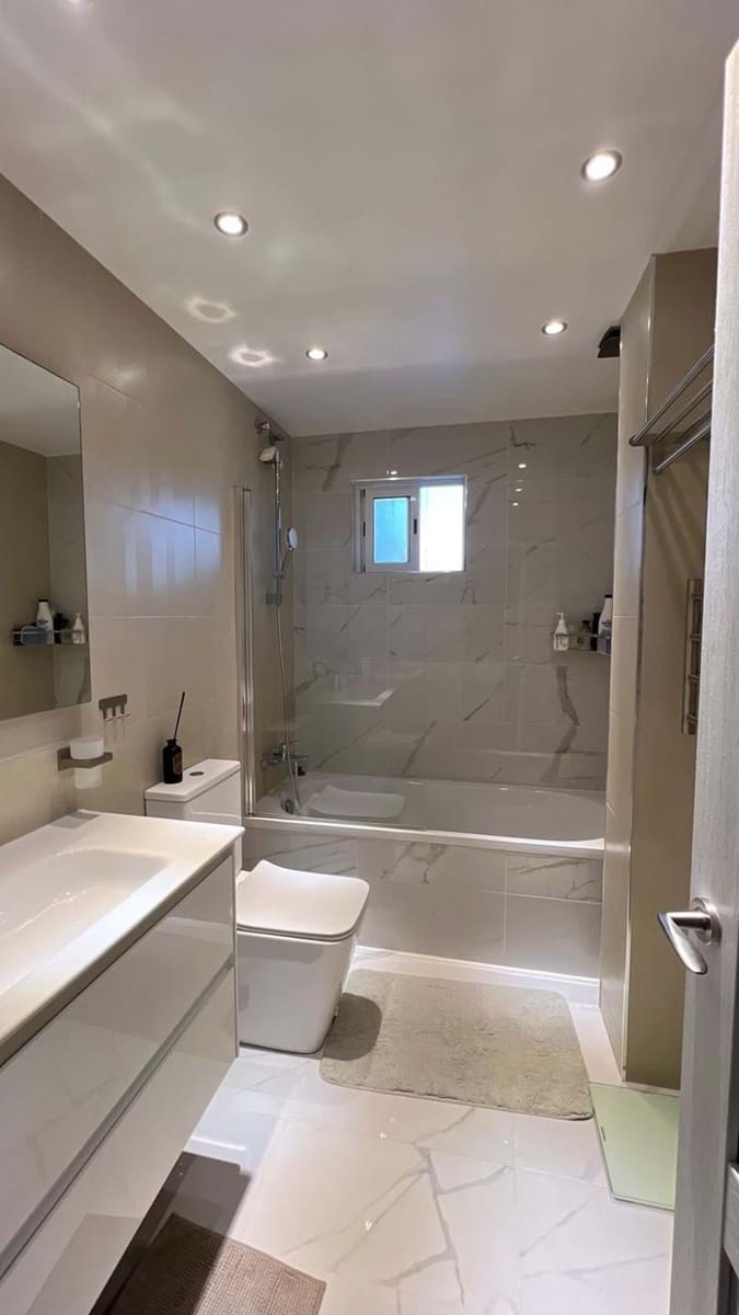 Apartamento de 2 habitaciones en Mijas en venta con piscina - 365.000 € (Ref: 9209383)