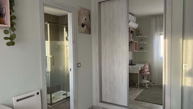 Apartamento de 2 habitaciones en Mijas en venta con piscina - 365.000 € (Ref: 9209383)