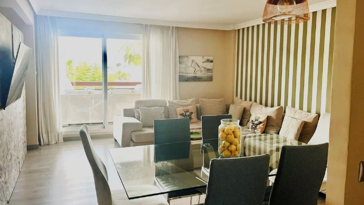 Apartamento de 2 habitaciones en Cancelada en venta con piscina garaje - 364.900 € (Ref: 9209384)