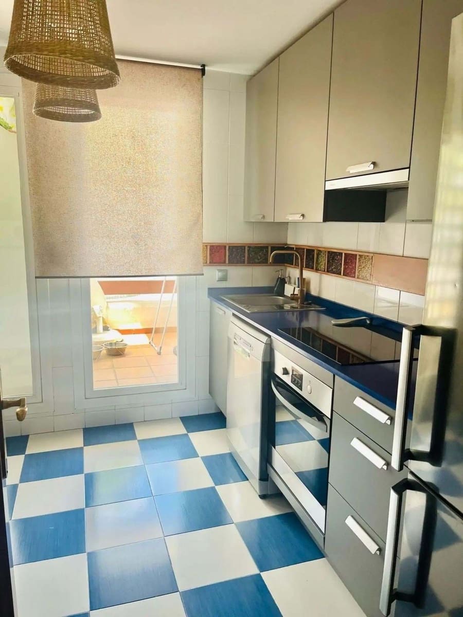 Apartamento de 2 habitaciones en Cancelada en venta con piscina garaje - 364.900 € (Ref: 9209384)