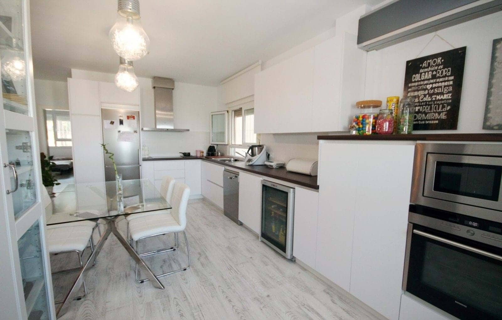 2 bedroom Apartment for sale in Marbella with pool garage - € 359,000 (Ref: 9209385)