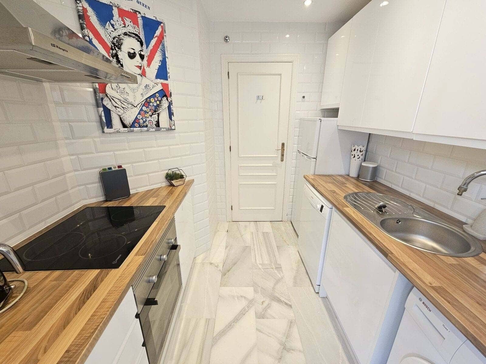 2 bedroom Apartment for sale in Mijas with pool garage - € 350,000 (Ref: 9209387)