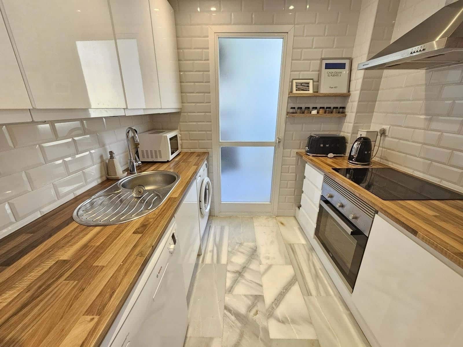 2 bedroom Apartment for sale in Mijas with pool garage - € 350,000 (Ref: 9209387)