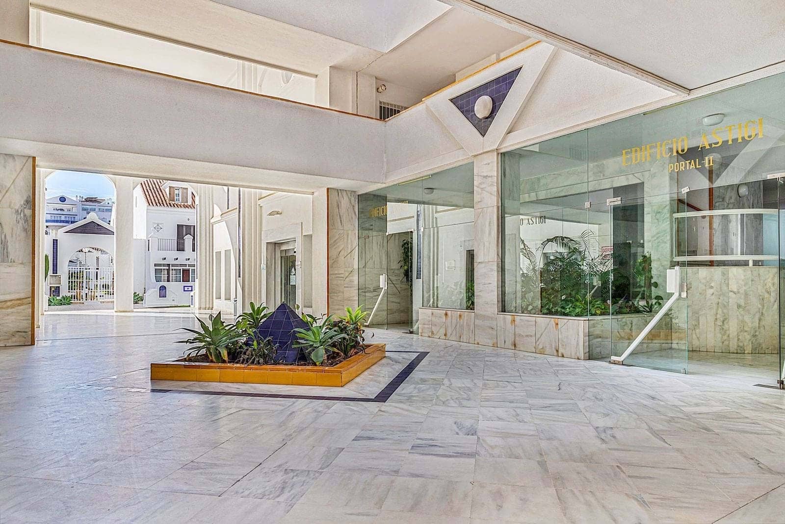 Apartamento de 3 habitaciones en Fuengirola en venta con piscina - 549.000 € (Ref: 9219157)