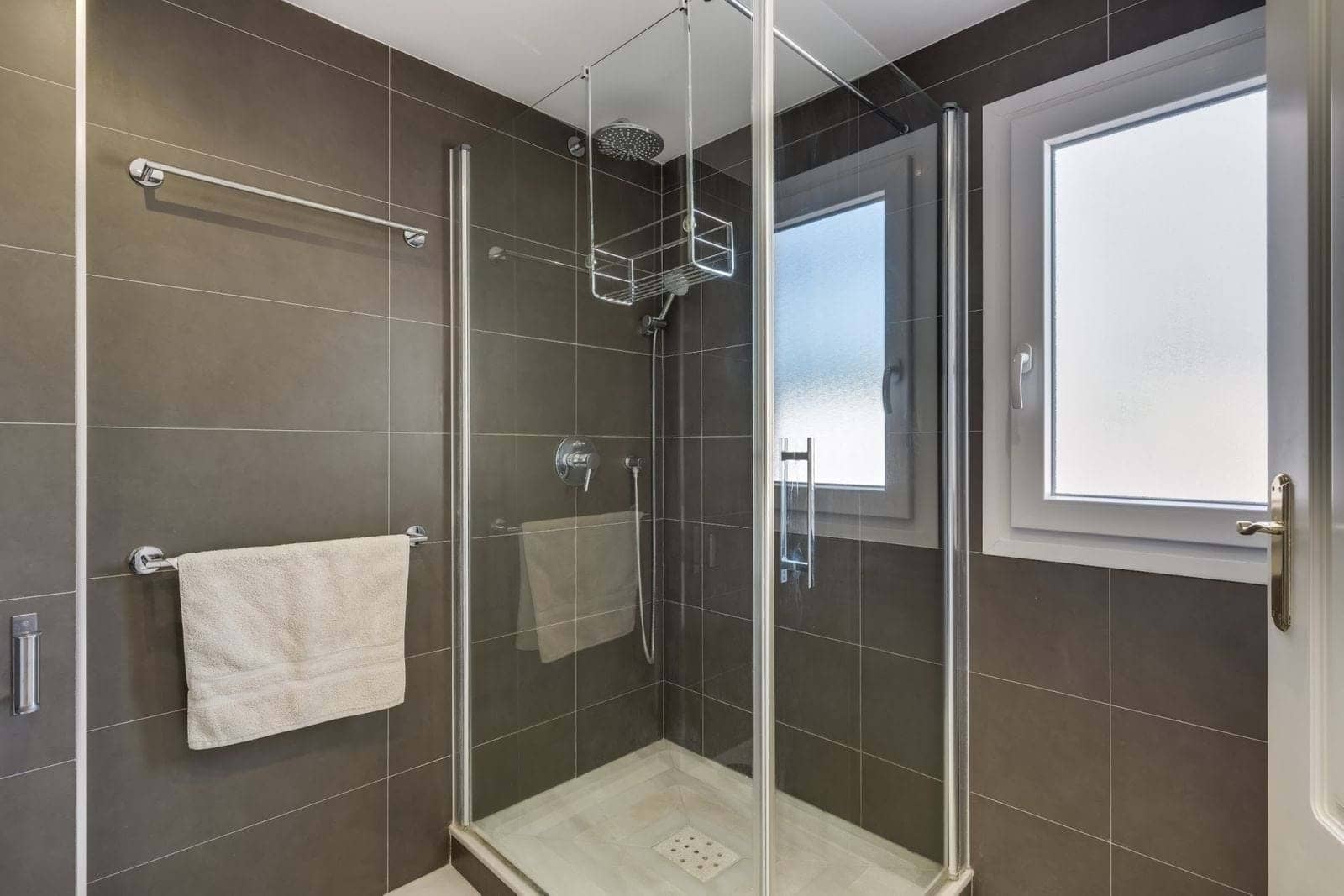 2 bedroom Apartment for sale in Marbella with pool garage - € 560,000 (Ref: 9219271)