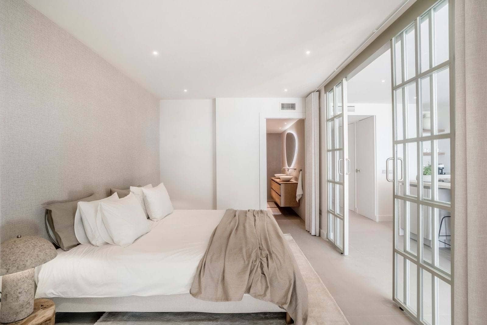 3 bedroom Apartment for sale in Marbella with pool garage - € 1,095,000 (Ref: 9221609)