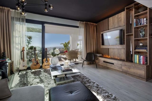 3 sypialnia Dom na sprzedaż w Manilva z basenem garażem - 875 000 € (Ref: 9228171)