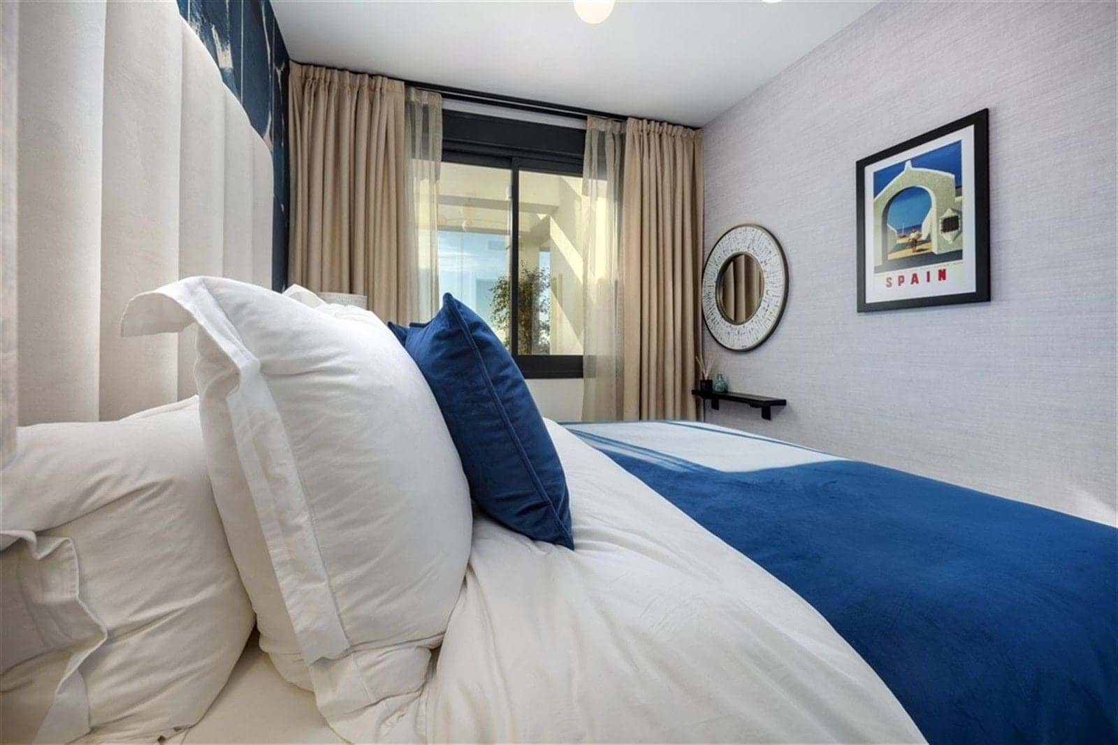 3 sypialnia Dom na sprzedaż w Manilva z basenem garażem - 875 000 € (Ref: 9228171)