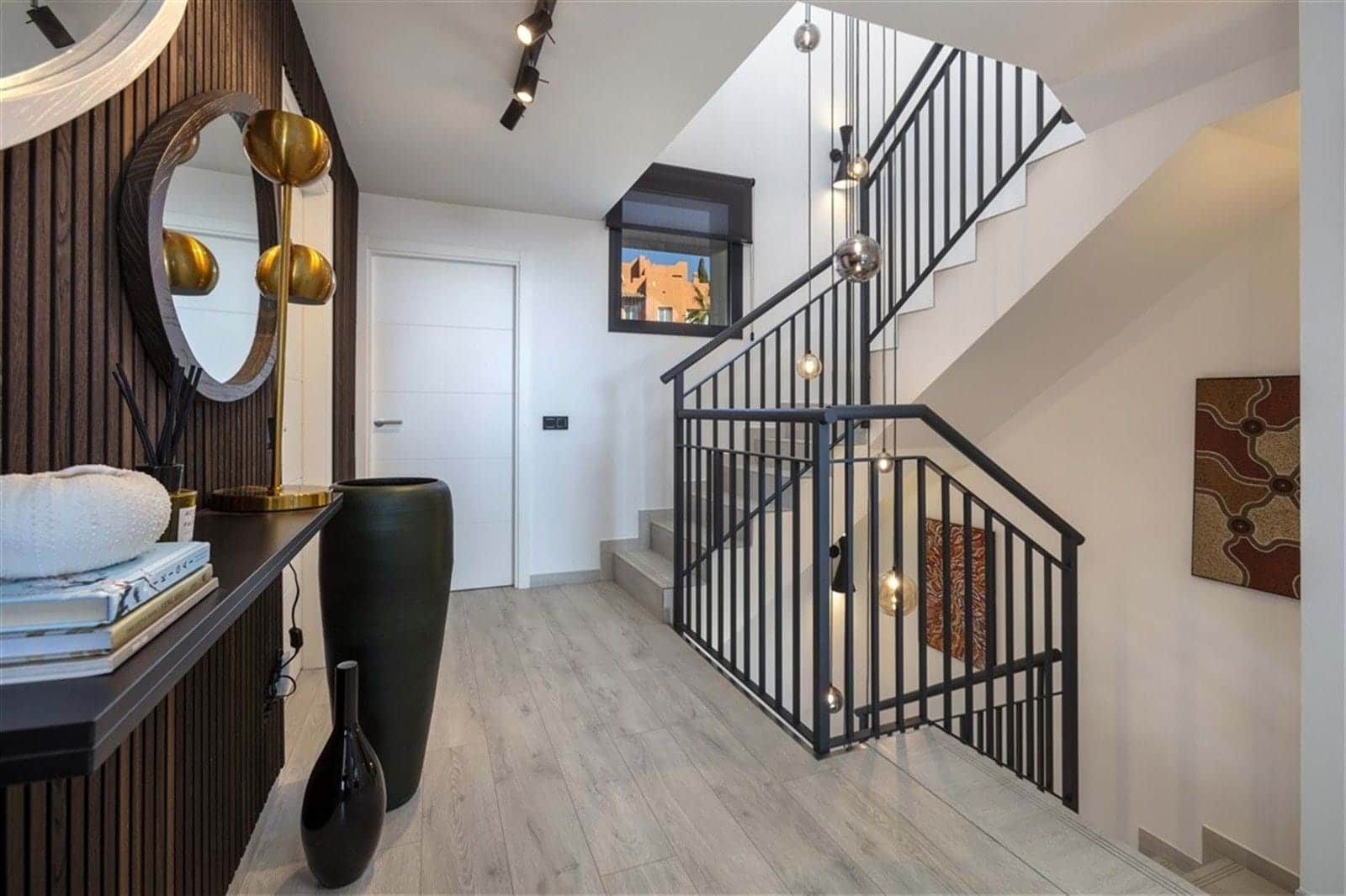 3 sypialnia Dom na sprzedaż w Manilva z basenem garażem - 875 000 € (Ref: 9228171)