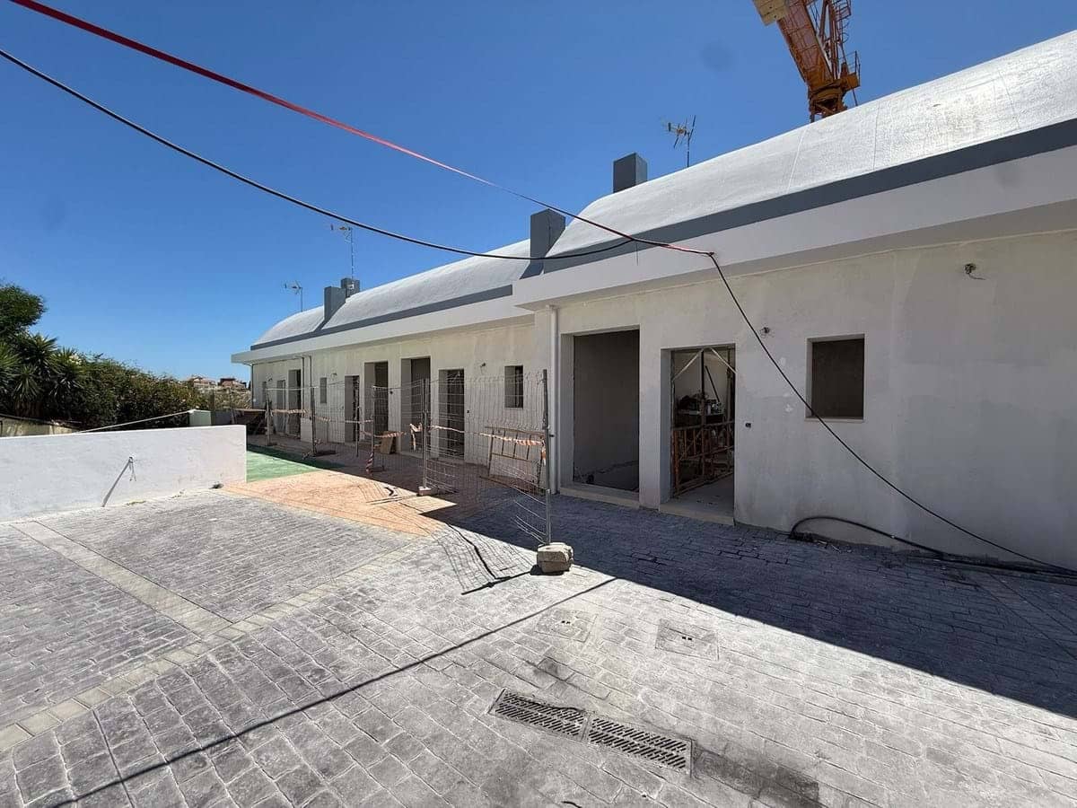 3 soverom Hus til salgs i Fuengirola med svømmebasseng garasje - € 634 900 (Ref: 9228172)