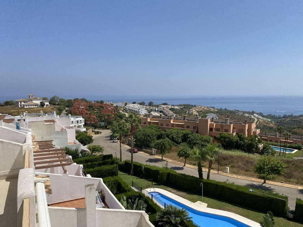 3 sypialnia Dom na sprzedaż w Manilva z basenem garażem - 489 000 € (Ref: 9230280)