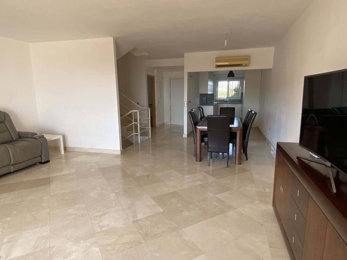 3 sypialnia Dom na sprzedaż w Manilva z basenem garażem - 489 000 € (Ref: 9230280)