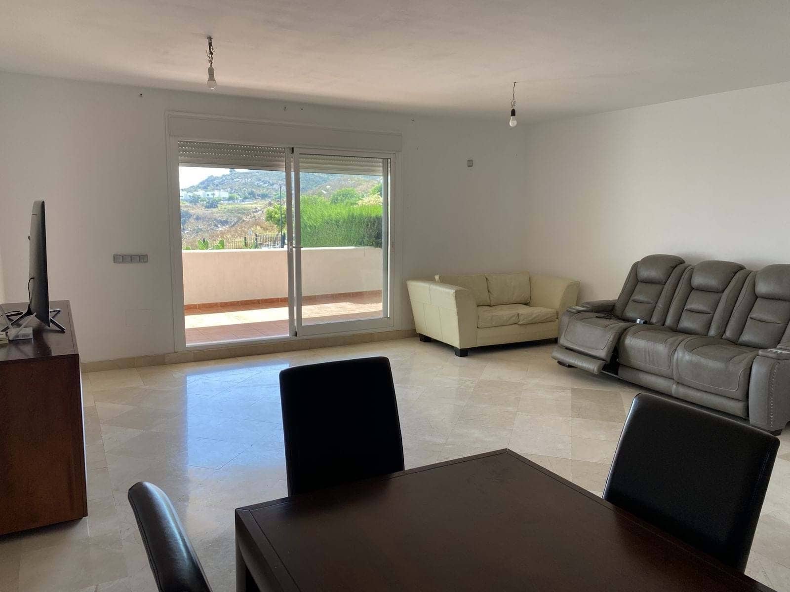 3 sypialnia Dom na sprzedaż w Manilva z basenem garażem - 489 000 € (Ref: 9230280)