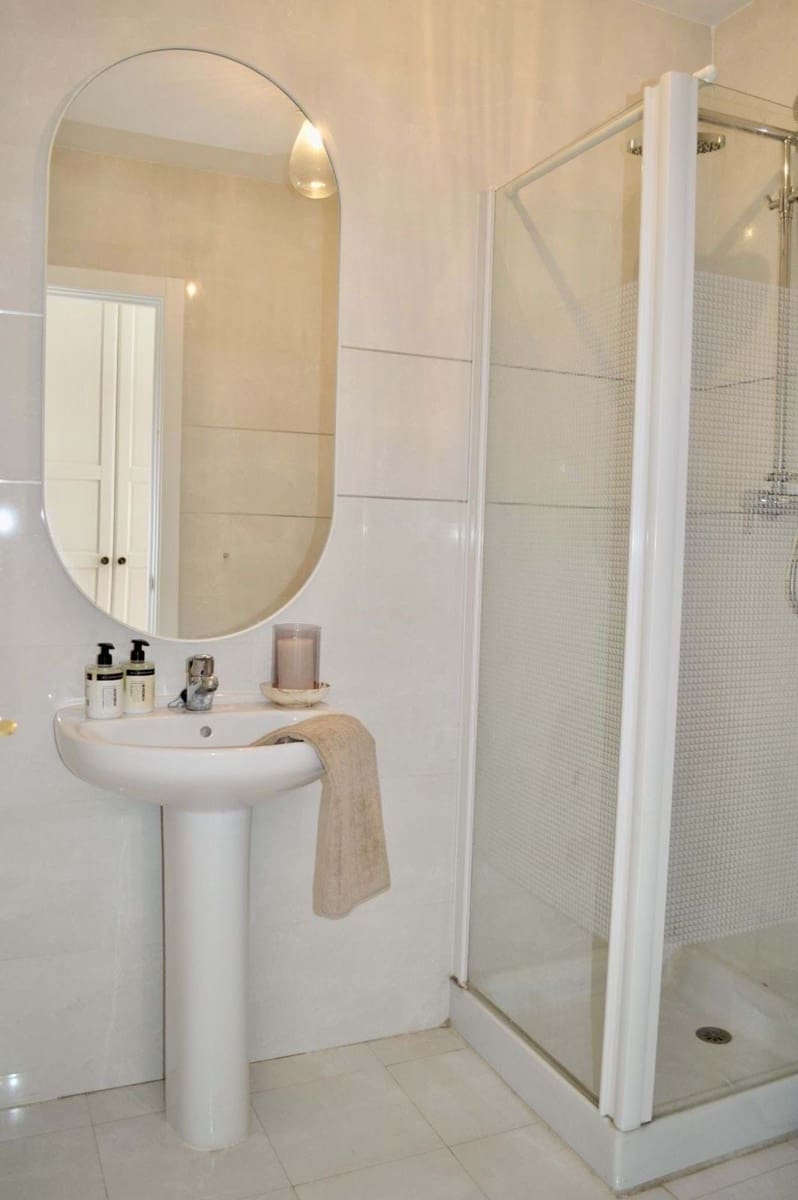 2 makuuhuone Huoneisto myytävänä paikassa Fuengirola mukana uima-altaan 
autotalli - 620 000 € (Ref: 9230730)