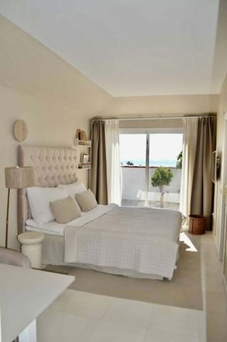 2 makuuhuone Huoneisto myytävänä paikassa Fuengirola mukana uima-altaan 
autotalli - 620 000 € (Ref: 9230730)