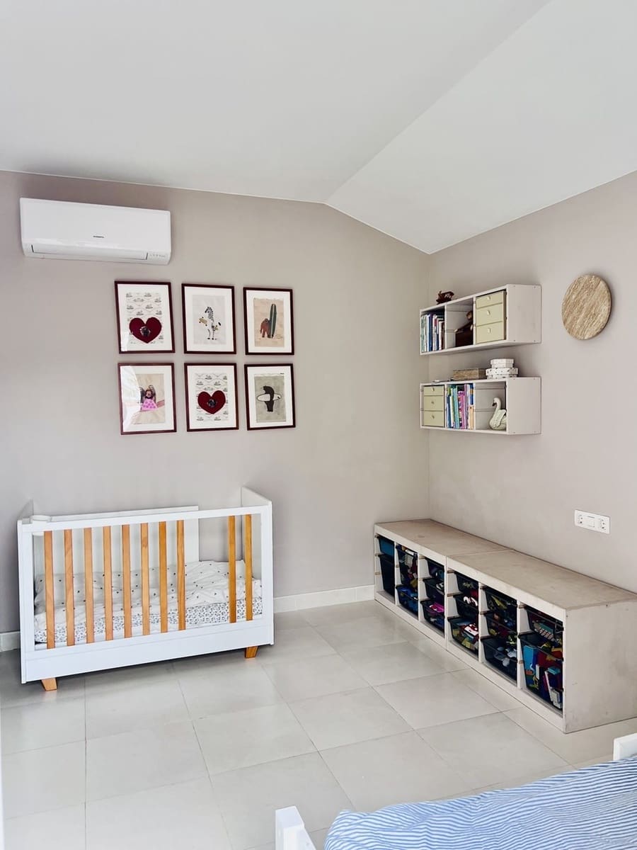 2 makuuhuone Huoneisto myytävänä paikassa Fuengirola mukana uima-altaan 
autotalli - 620 000 € (Ref: 9230730)