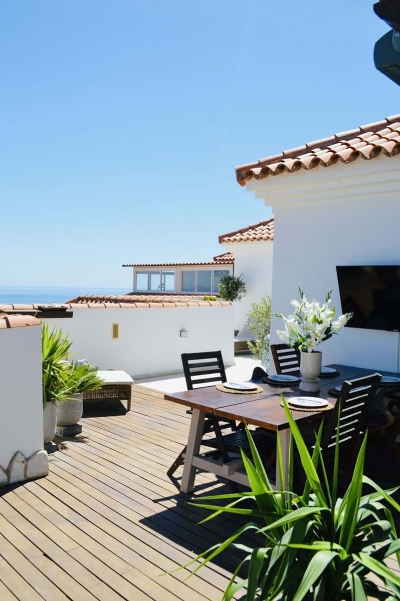 2 makuuhuone Huoneisto myytävänä paikassa Fuengirola mukana uima-altaan 
autotalli - 620 000 € (Ref: 9230730)