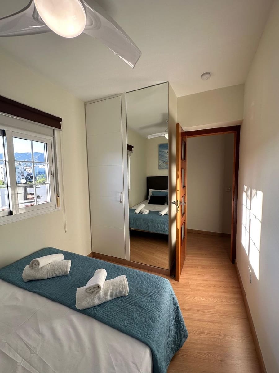 2 makuuhuone Huoneisto myytävänä paikassa Fuengirola - 299 900 € (Ref: 9230757)