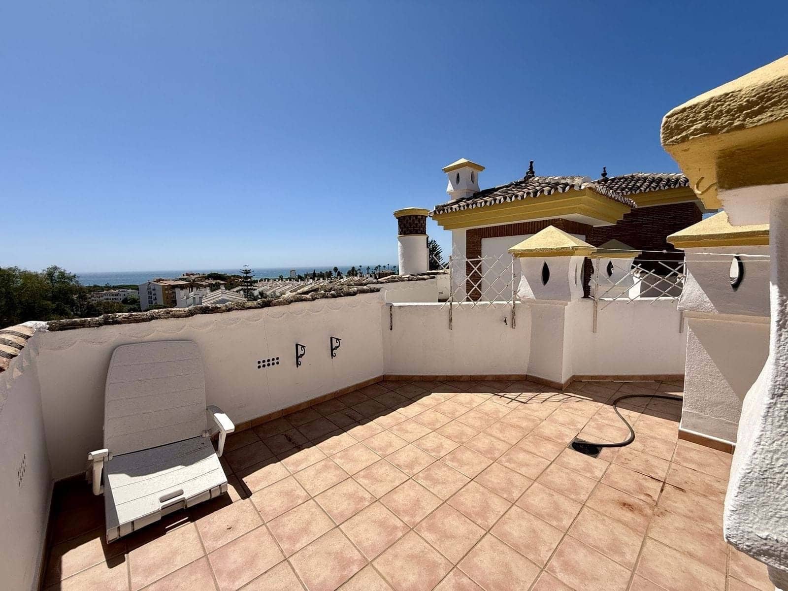 2 sypialnia Apartament na sprzedaż w Mijas z basenem garażem - 399 000 € (Ref: 9231556)