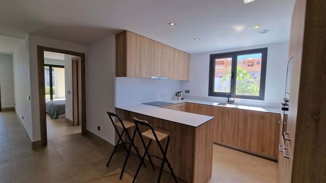 Apartamento de 3 habitaciones en Casares en venta con piscina garaje - 435.000 € (Ref: 9231810)