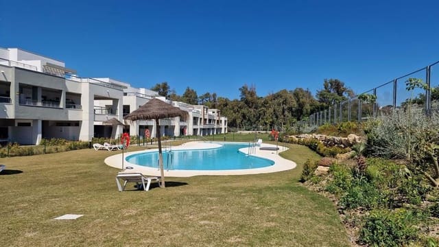 Apartamento de 3 habitaciones en Casares en venta con piscina garaje - 435.000 € (Ref: 9231810)