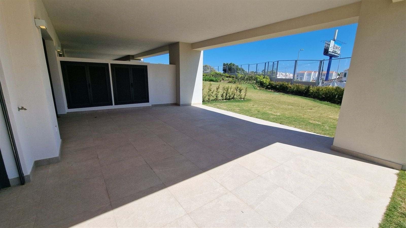 Apartamento de 3 habitaciones en Casares en venta con piscina garaje - 435.000 € (Ref: 9231810)
