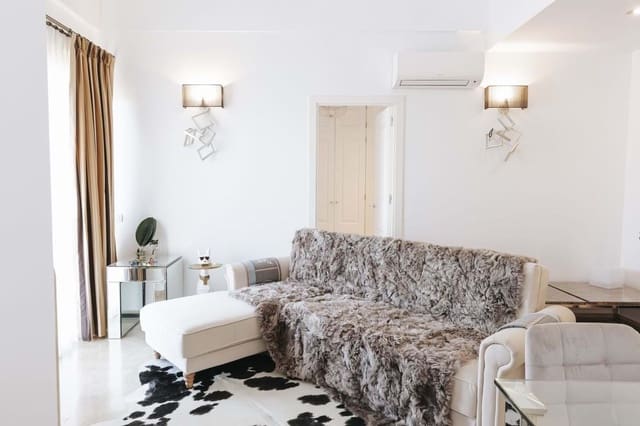 4 soverom Leilighet til salgs i Manilva med svømmebasseng garasje - € 432 000 (Ref: 9231811)