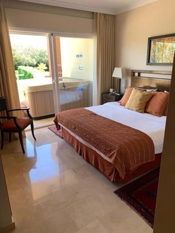 Apartamento de 2 habitaciones en Mijas en venta con piscina garaje - 399.000 € (Ref: 9231942)