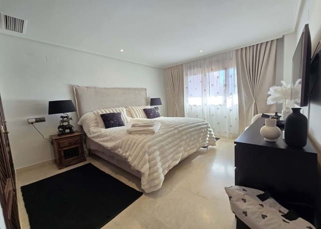 2 Zimmer Apartment zu verkaufen in Marbella mit Pool Garage - 439.000 € (Ref: 9231944)
