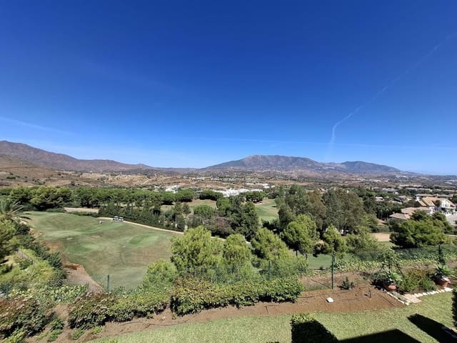 2 soveværelse Byhus til salg i La Cala Golf, Mijas med swimmingpool garage - € 460.000 (Ref: 9237845)