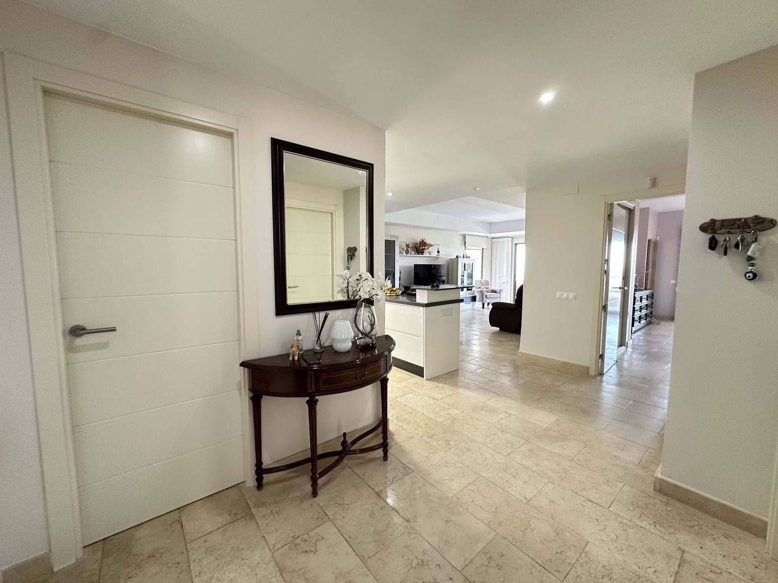 2 bedroom Apartment for sale in Casares with pool garage - € 495,000 (Ref: 9237846)