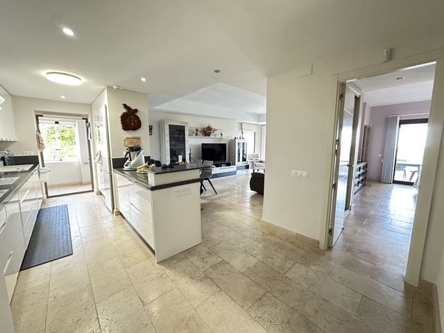 2 bedroom Apartment for sale in Casares with pool garage - € 495,000 (Ref: 9237846)