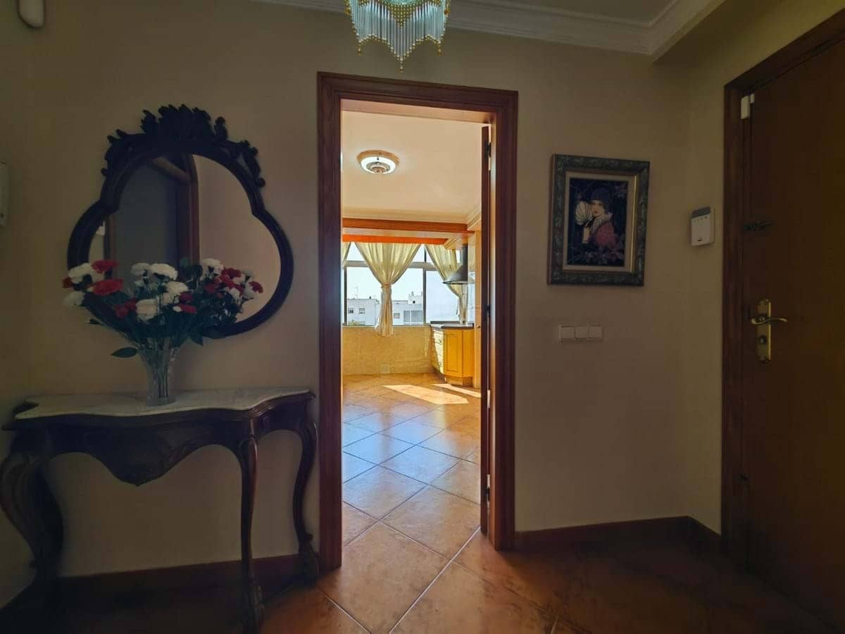 3 bedroom Apartment for sale in Marbella with garage - € 299,000 (Ref: 9237847)