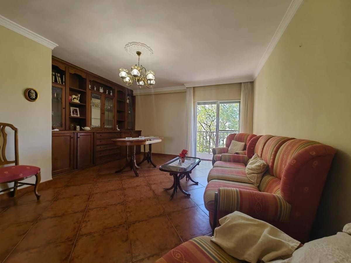 3 bedroom Apartment for sale in Marbella with garage - € 299,000 (Ref: 9237847)