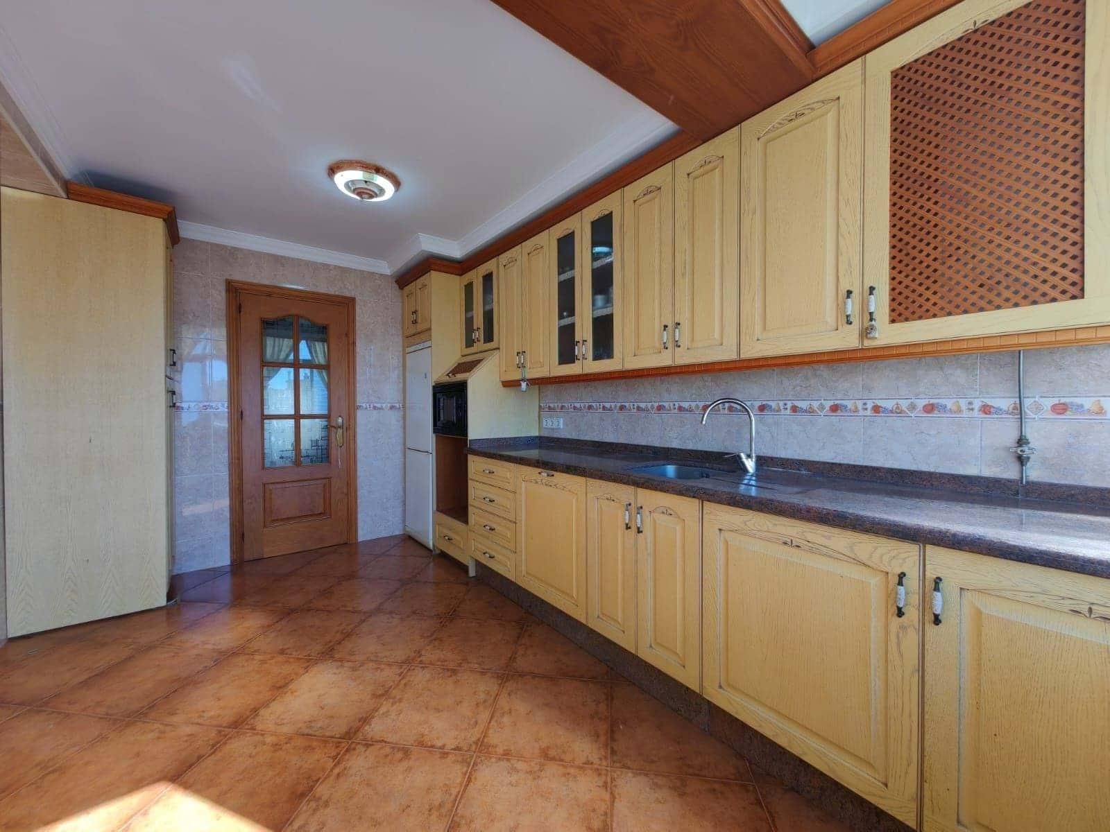 3 bedroom Apartment for sale in Marbella with garage - € 299,000 (Ref: 9237847)