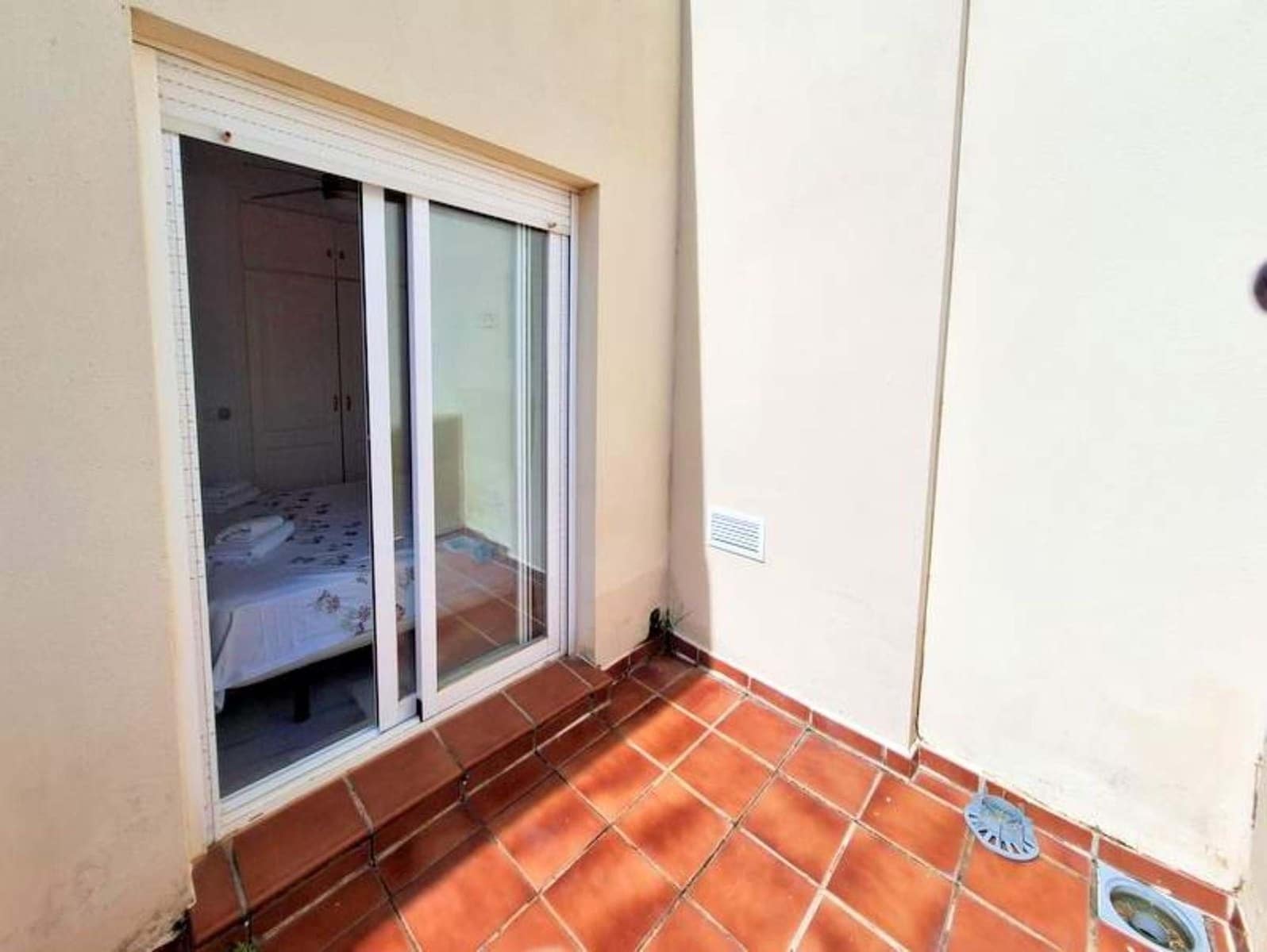 Apartamento de 3 habitaciones en Casares en venta con piscina garaje - 325.000 € (Ref: 9242330)