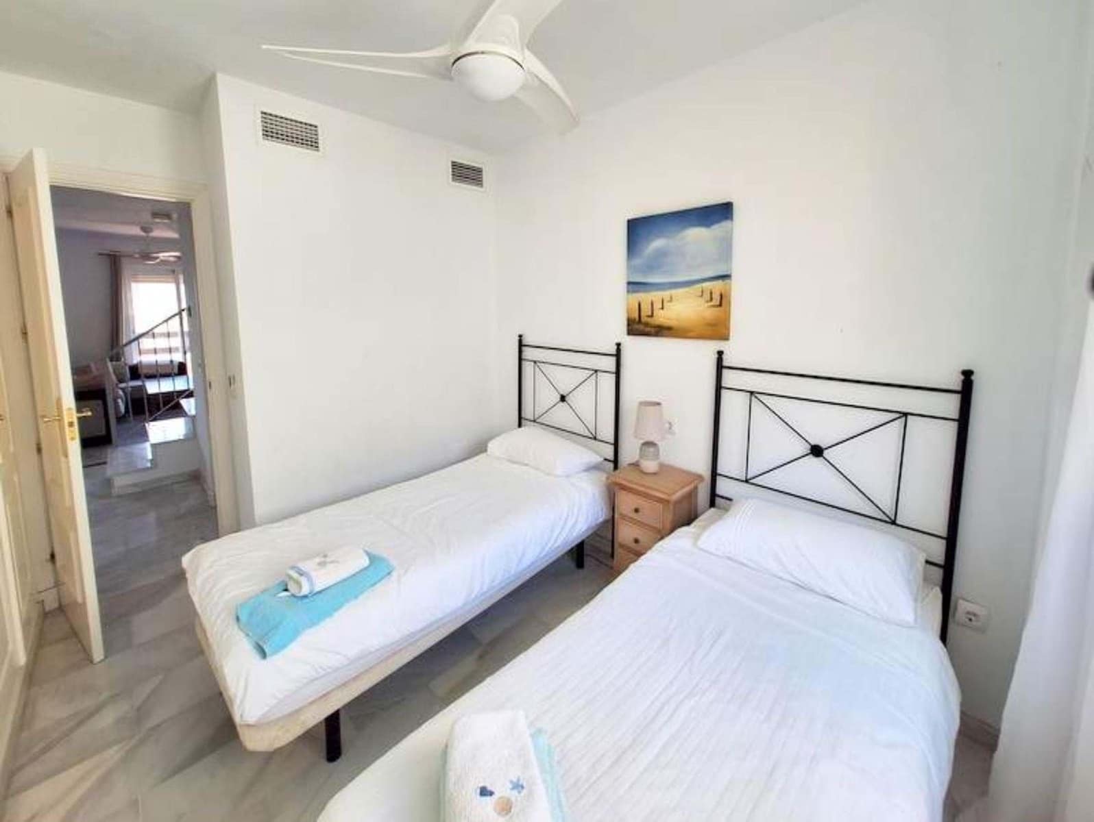 Apartamento de 3 habitaciones en Casares en venta con piscina garaje - 325.000 € (Ref: 9242330)