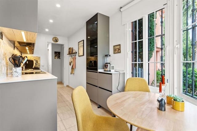 Apartamento de 2 habitaciones en Fuengirola en venta con piscina garaje - 355.000 € (Ref: 9242429)