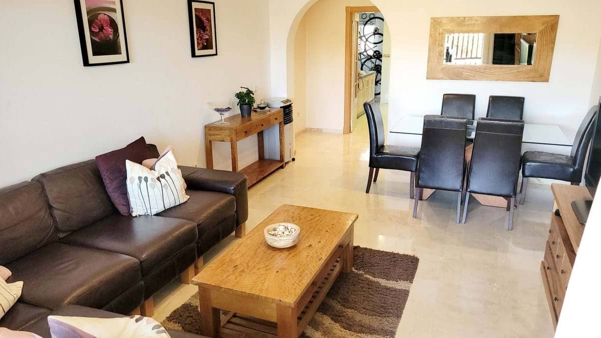 3 bedroom Apartment for sale in Benalmadena with pool garage - € 399,000 (Ref: 9244392)
