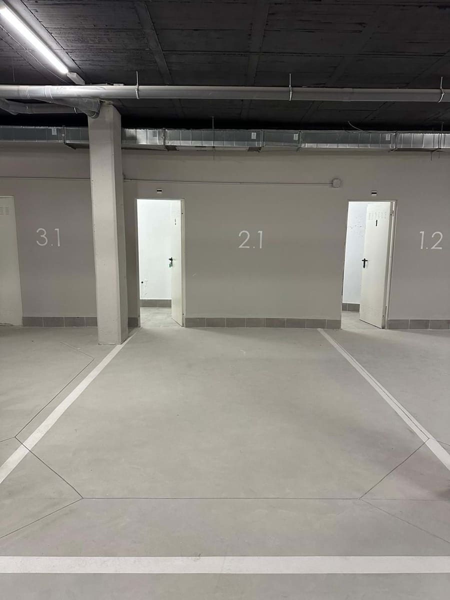 2 bedroom Apartment for sale in Benalmadena with pool garage - € 559,000 (Ref: 9254554)