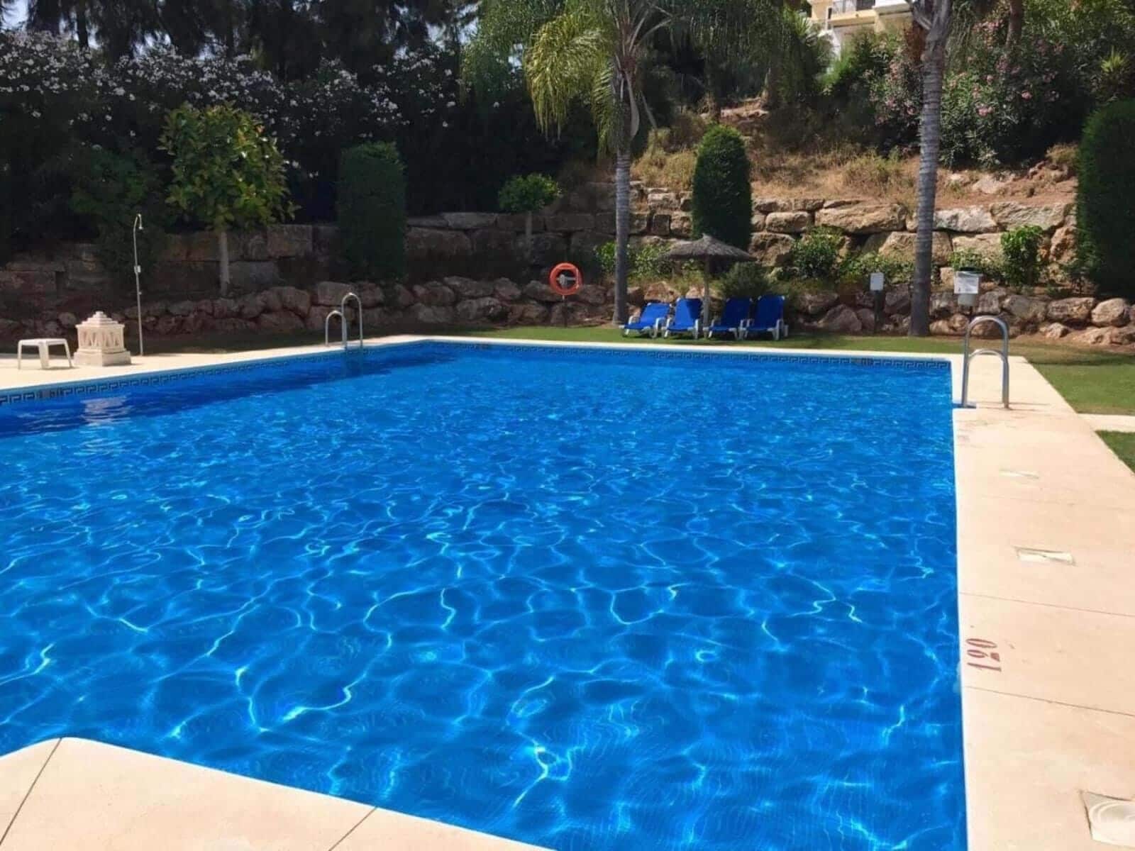 3 bedroom Apartment for sale in Marbella with pool garage - € 480,000 (Ref: 9254555)