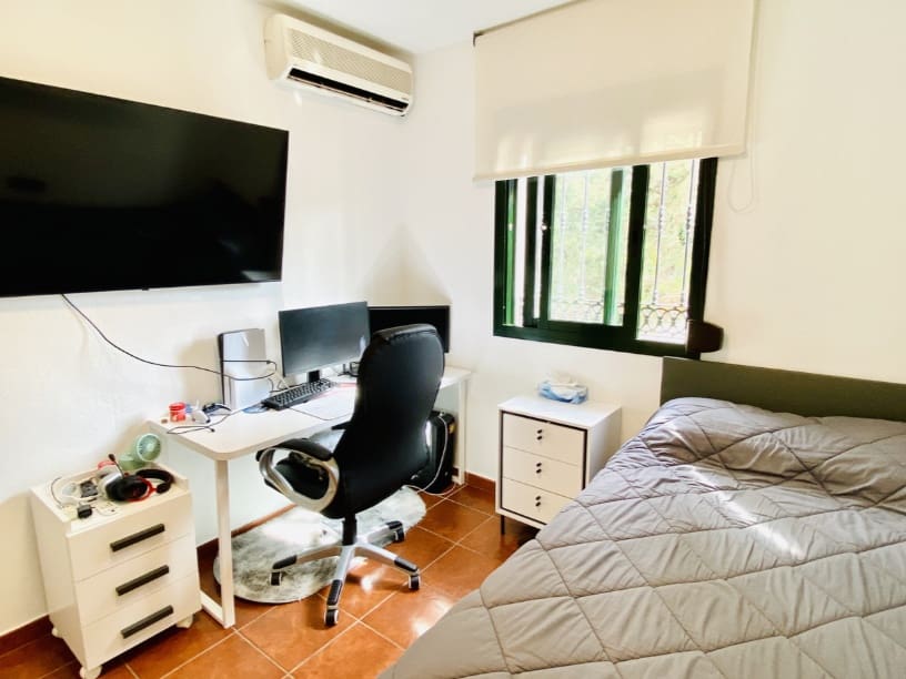 Apartment for sale in Marbella with garage - € 620,000 (Ref: 9256644)