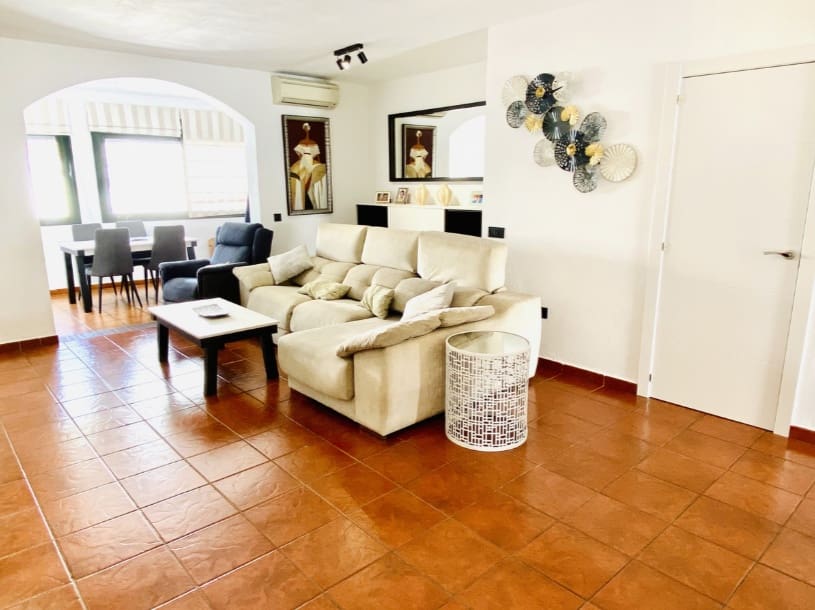 Apartment for sale in Marbella with garage - € 620,000 (Ref: 9256644)