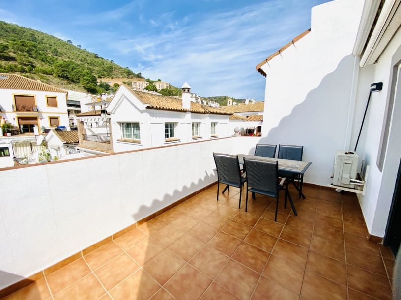 Apartment for sale in Marbella with garage - € 620,000 (Ref: 9256644)