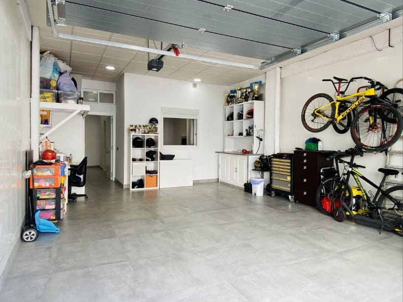 Apartment for sale in Marbella with garage - € 620,000 (Ref: 9256644)