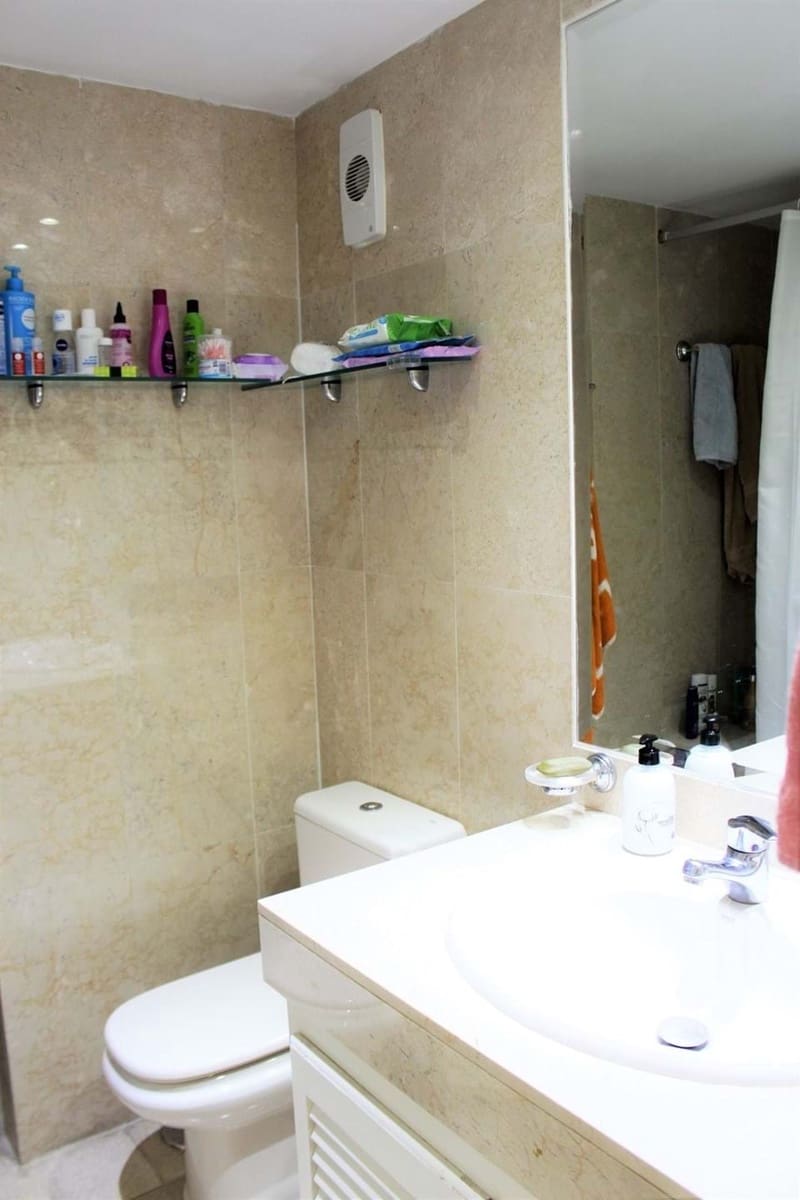 2 bedroom Apartment for sale in Marbella with pool garage - € 490,000 (Ref: 9267581)