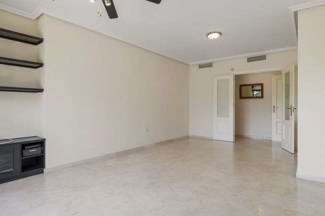 2 bedroom Apartment for sale in Benalmádena with pool garage - € 375,000 (Ref: 9267793)