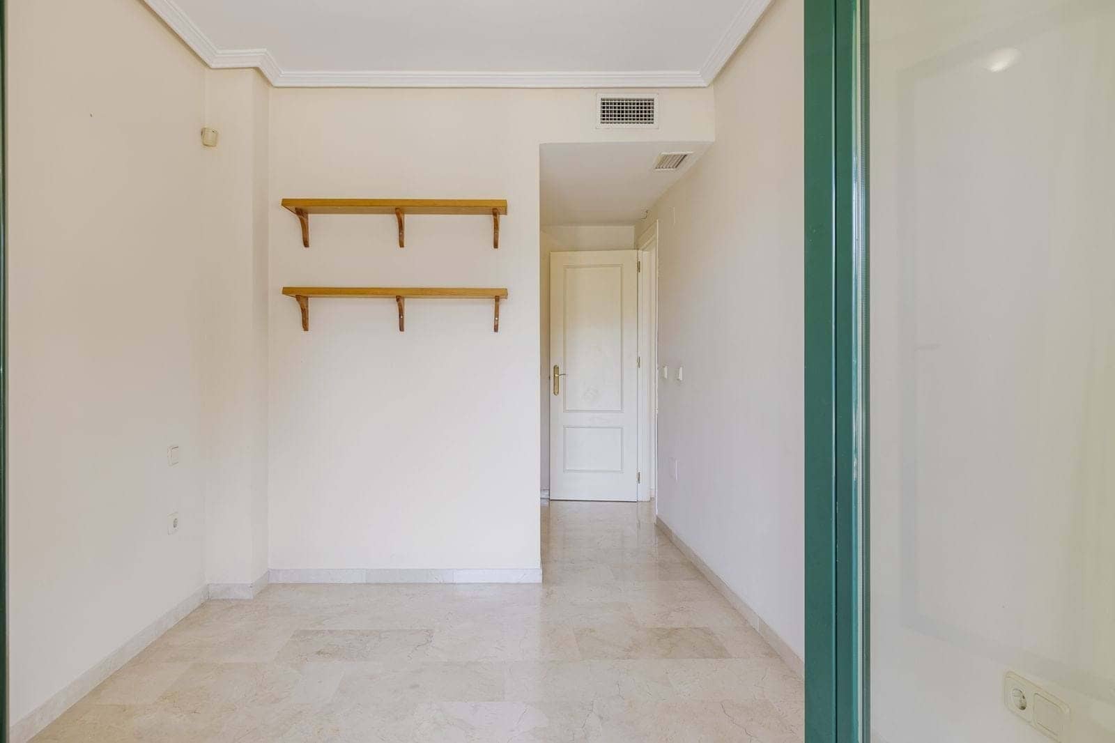 2 bedroom Apartment for sale in Benalmadena with pool garage - € 375,000 (Ref: 9267793)