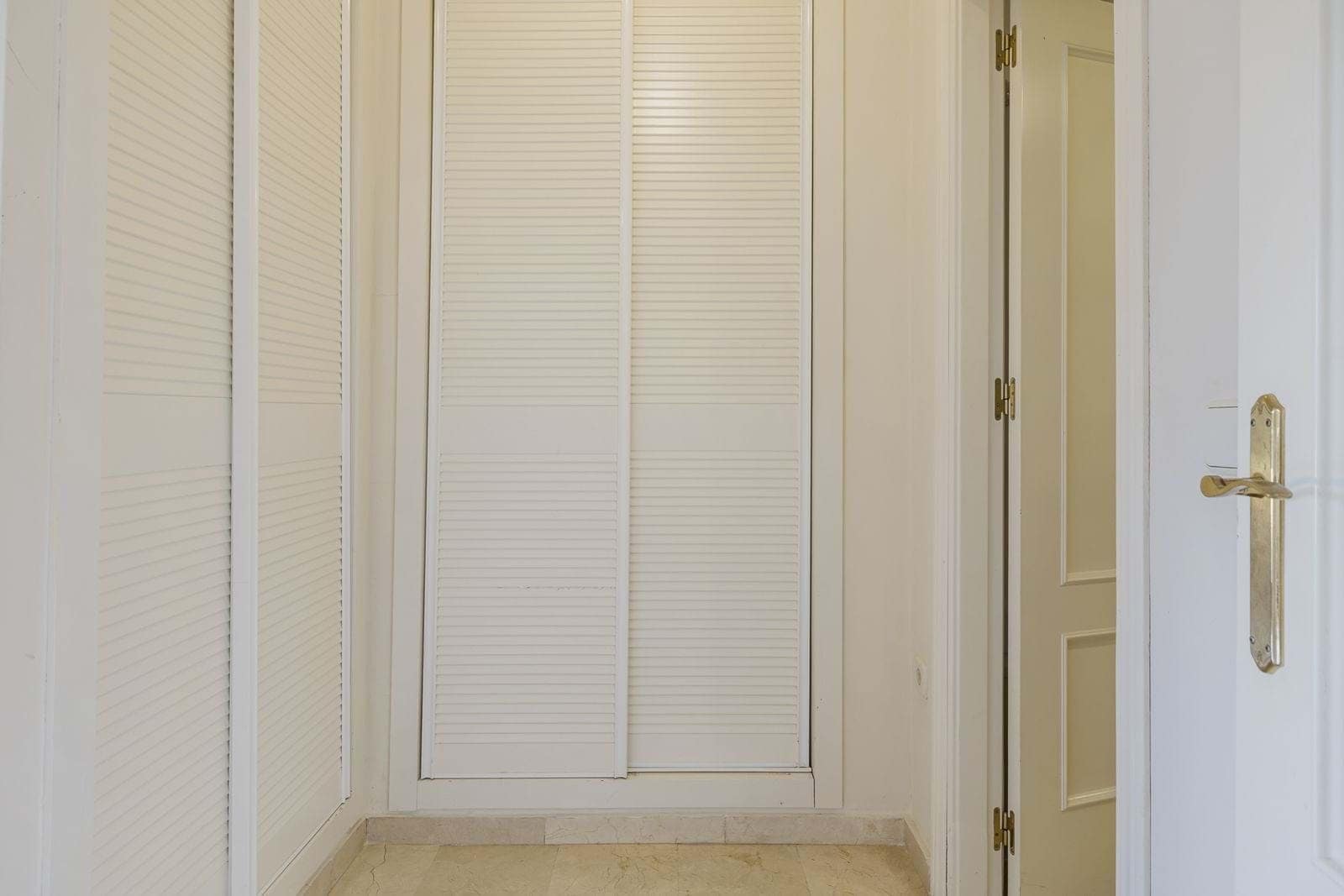 2 bedroom Apartment for sale in Benalmadena with pool garage - € 375,000 (Ref: 9267793)